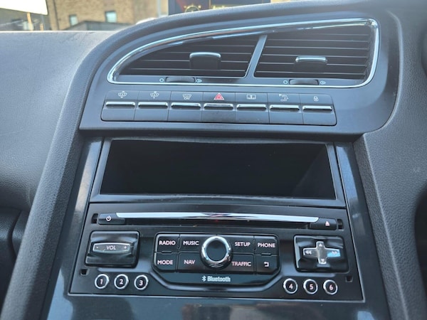 Used Peugeot 5008 2015 for sale - 75426182: Photo 37