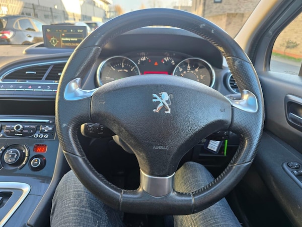 Used Peugeot 5008 2015 for sale - 75426182: Photo 42