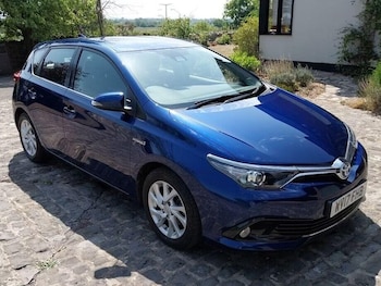 2017 - 1.8 Hybrid Icon TSS 5dr CVT