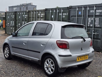 Used Toyota Yaris 2000 for sale - 78807100: Photo