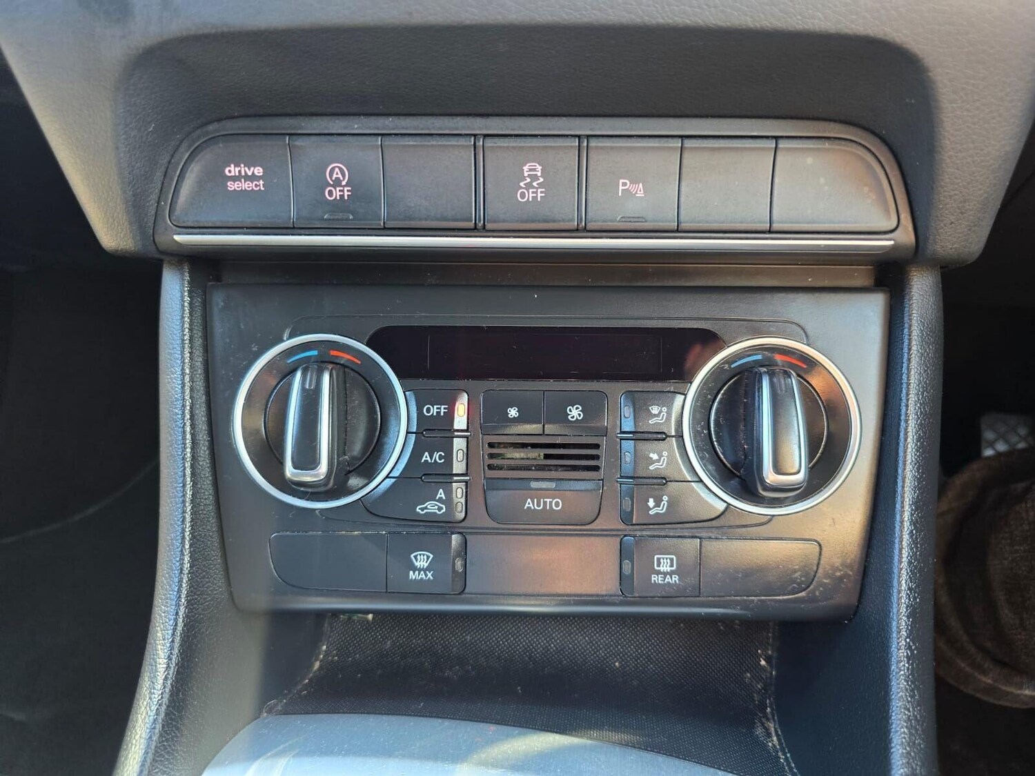 Vehicle 35