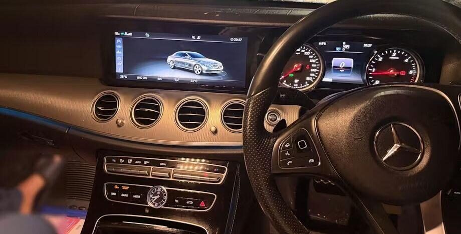 Used Mercedes-Benz E Class 2018 for sale - 77649955: Photo 9