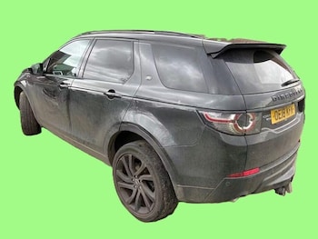 Used Land Rover Discovery Sport 2018 for sale - 78228632: Photo
