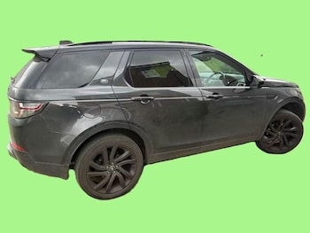 Used Land Rover Discovery Sport 2018 for sale - 78228632: Photo