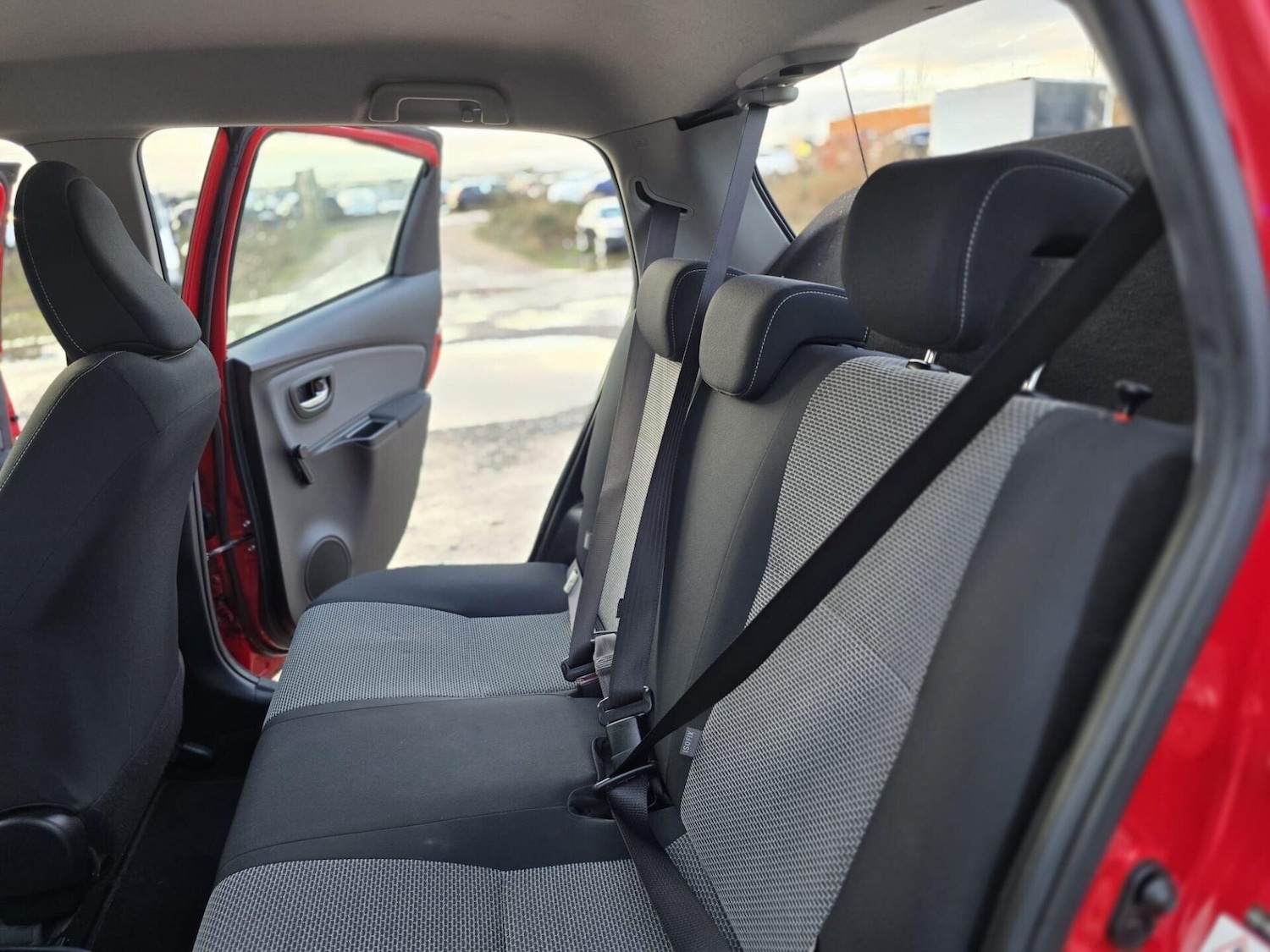 Used Toyota Yaris 2014 for sale - 77026421: Photo 20