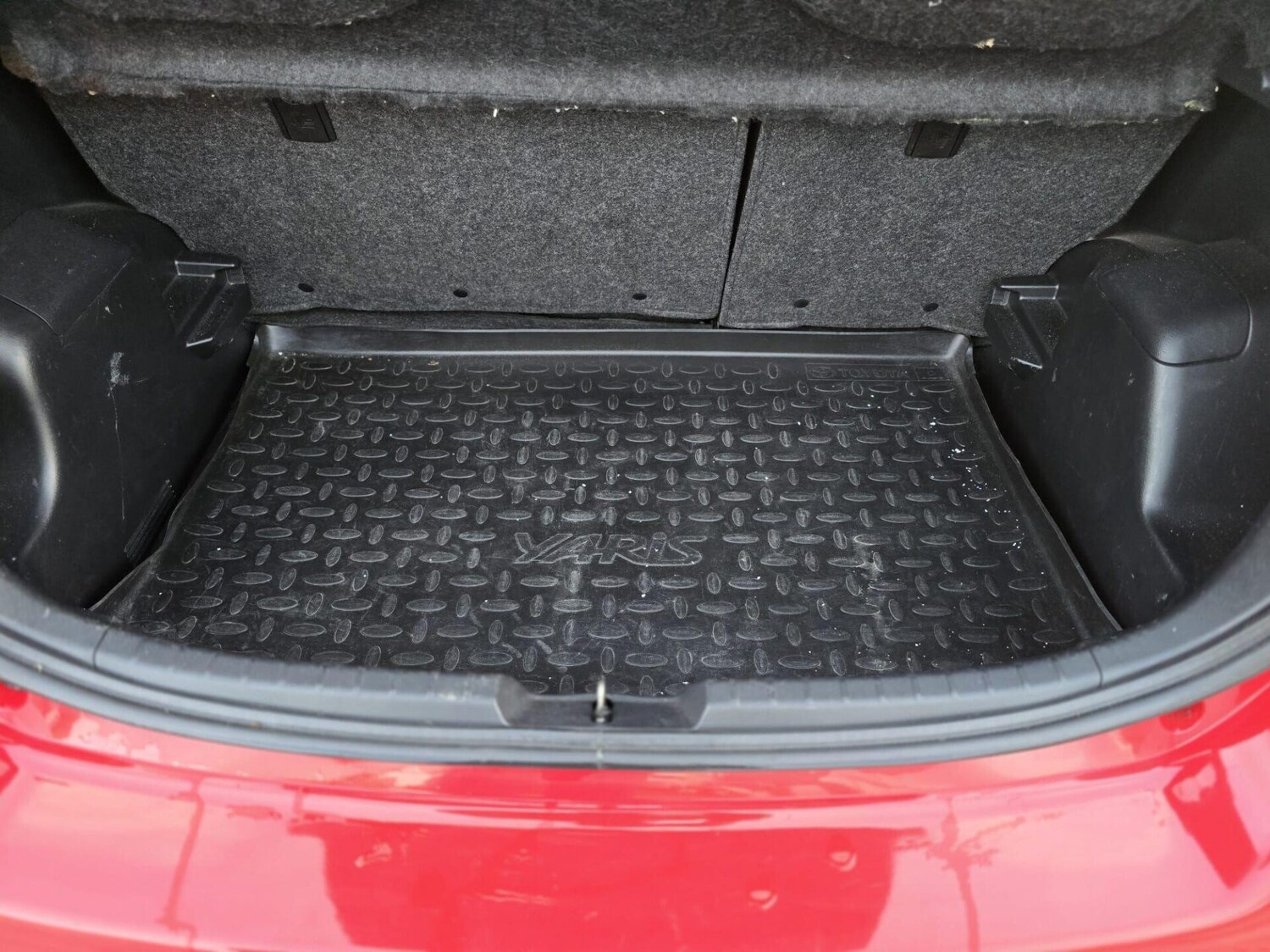 Used Toyota Yaris 2014 for sale - 77026421: Photo 29