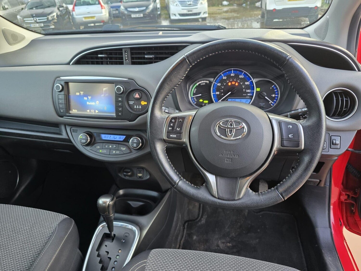 Used Toyota Yaris 2014 for sale - 77026421: Photo 31