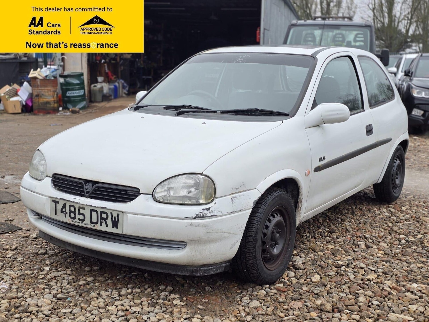 Used Vauxhall Corsa 1999 for sale - 77818147: Photo 3