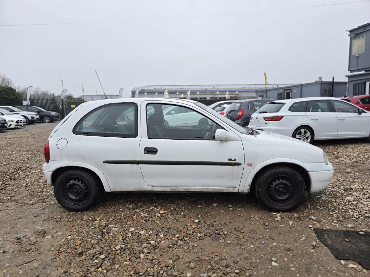 Used Vauxhall Corsa 1999 for sale - 77818147: Photo 37