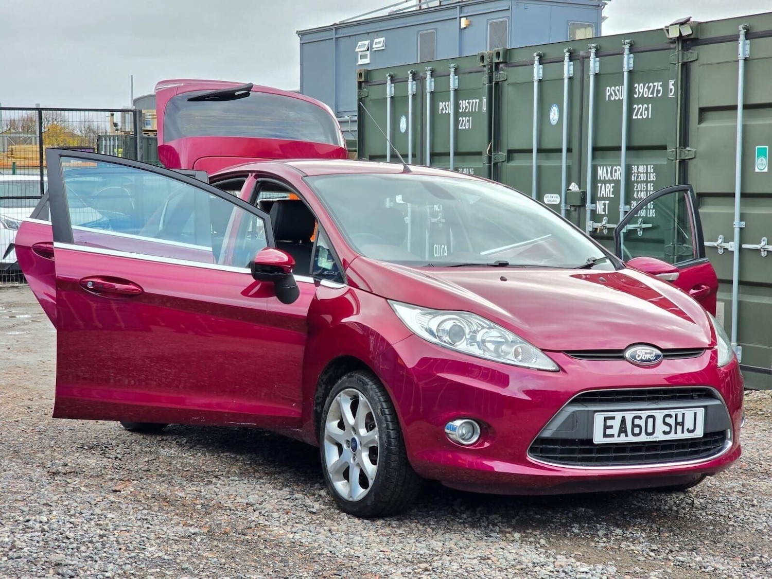 Used Ford Fiesta 2010 for sale - 77055992: Photo 5