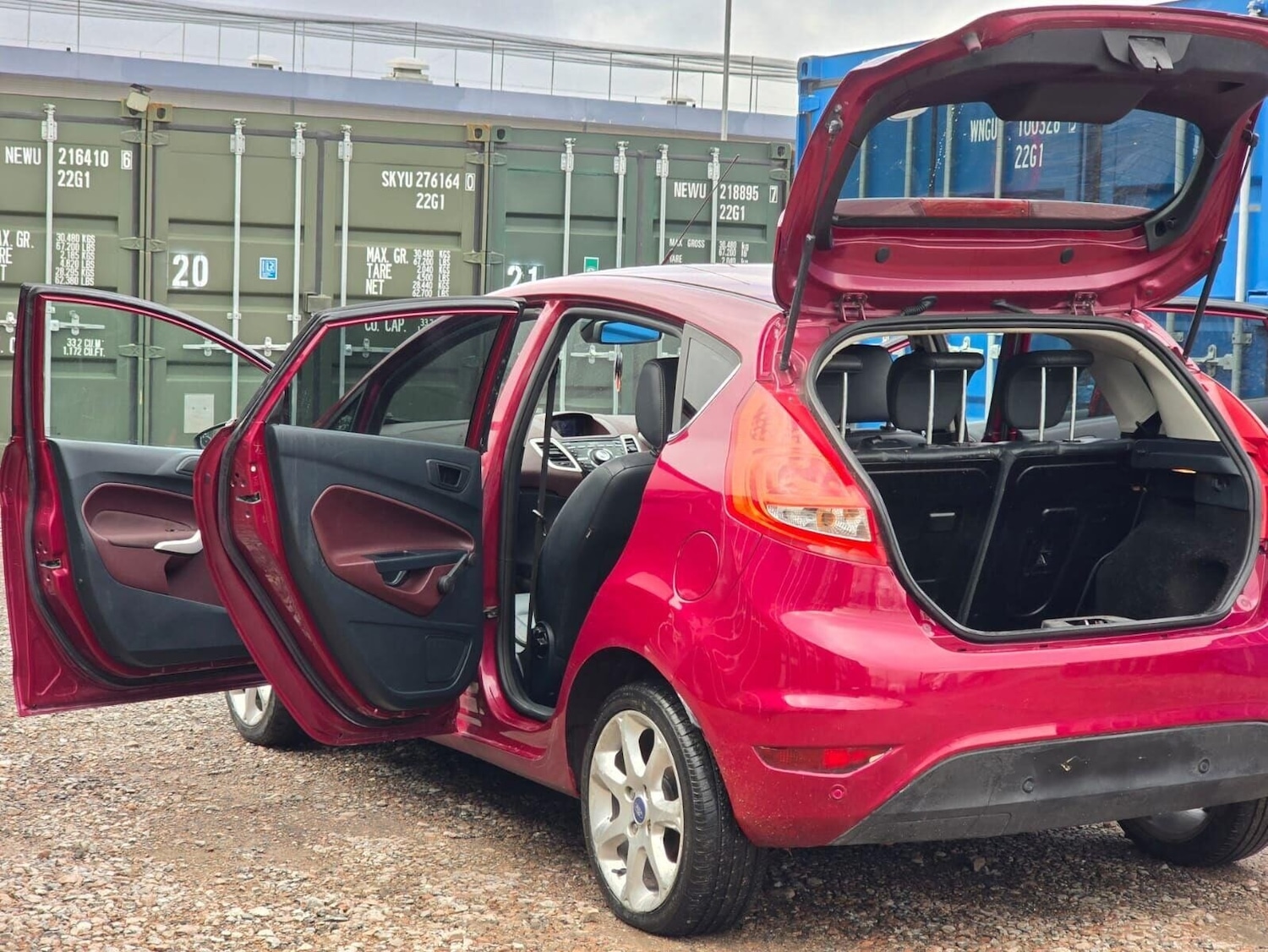 Used Ford Fiesta 2010 for sale - 77055992: Photo 56