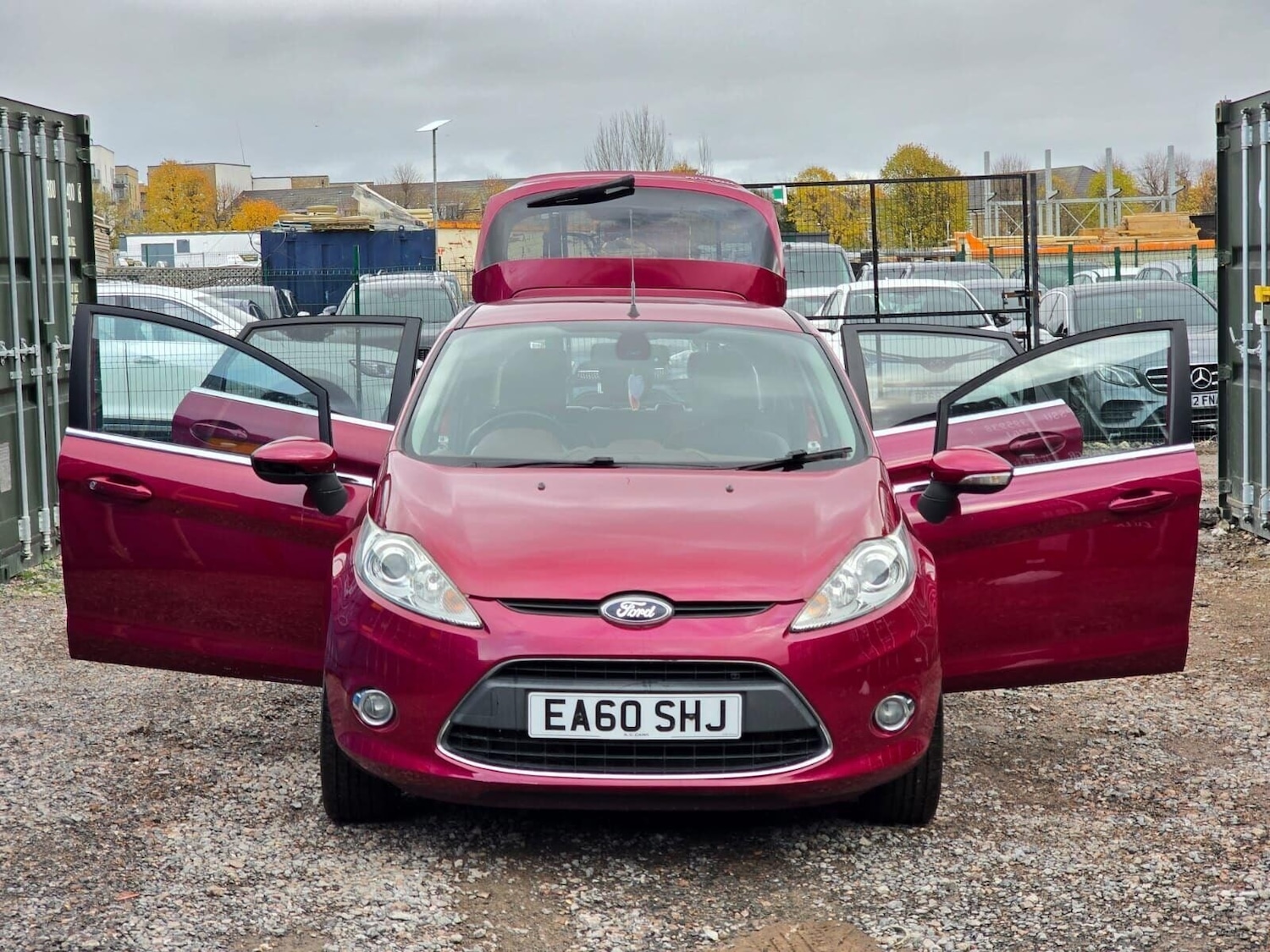 Used Ford Fiesta 2010 for sale - 77055992: Photo 6