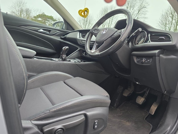 Used Vauxhall Insignia 2019 for sale - 75426282: Photo 25