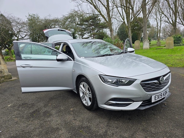 Used Vauxhall Insignia 2019 for sale - 75426282: Photo 5