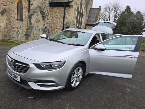 Used Vauxhall Insignia 2019 for sale - 75426282: Photo 8