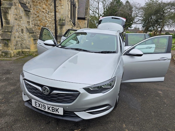 Used Vauxhall Insignia 2019 for sale - 75426282: Photo 9
