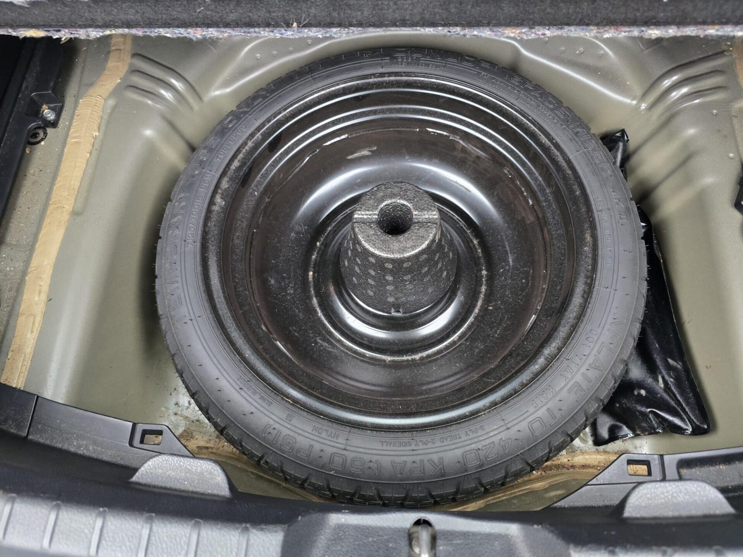 Used Toyota Yaris 2014 for sale - 77026418: Photo 28