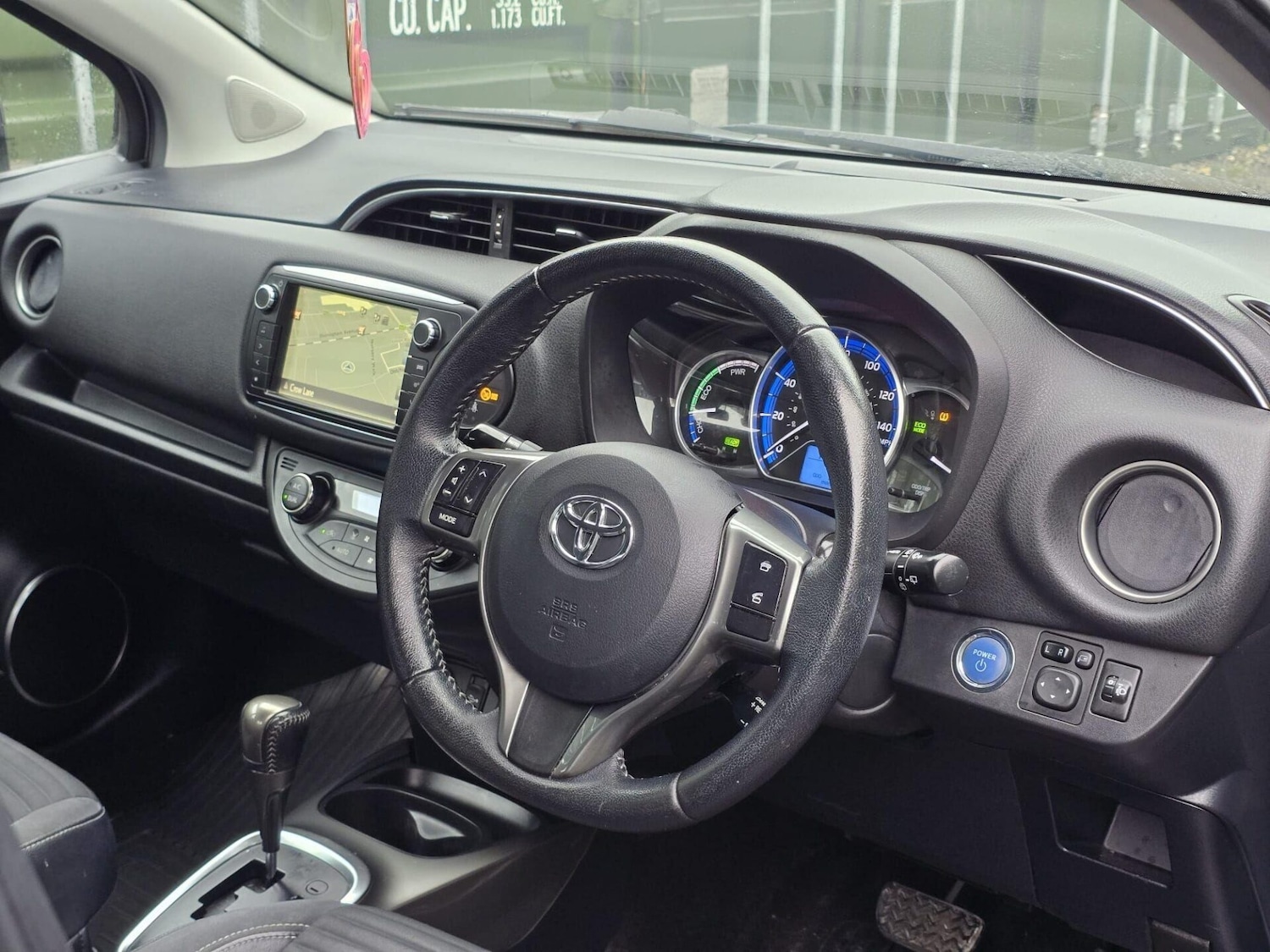 Used Toyota Yaris 2014 for sale - 77026418: Photo 34