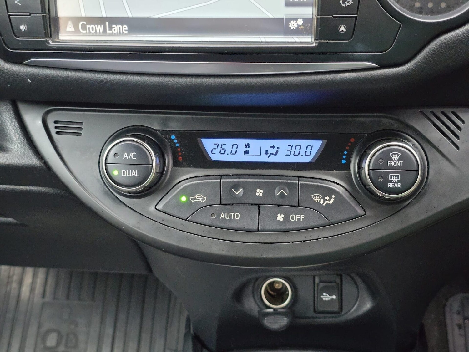 Used Toyota Yaris 2014 for sale - 77026418: Photo 57