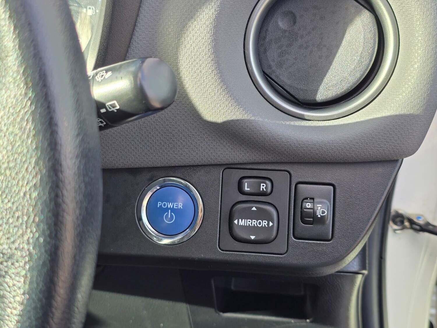 Used Toyota Yaris 2015 for sale - 76416337: Photo 29