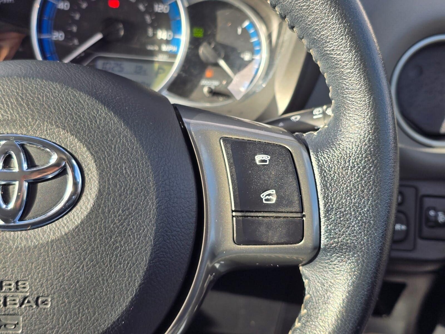 Used Toyota Yaris 2015 for sale - 76416337: Photo 30