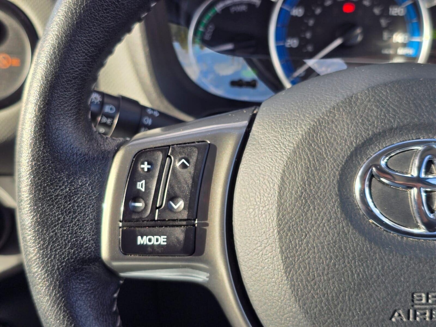 Used Toyota Yaris 2015 for sale - 76416337: Photo 31