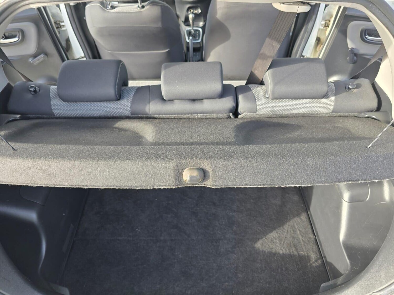 Used Toyota Yaris 2015 for sale - 76416337: Photo 37