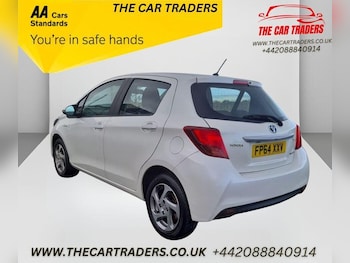 Used Toyota Yaris 2015 for sale - 76416337: Photo