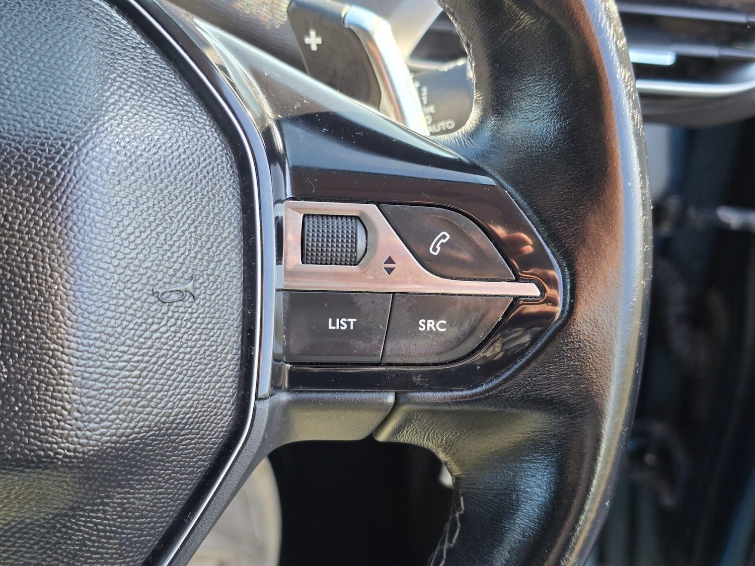 Used Peugeot 5008 2018 for sale - 77382204: Photo 25