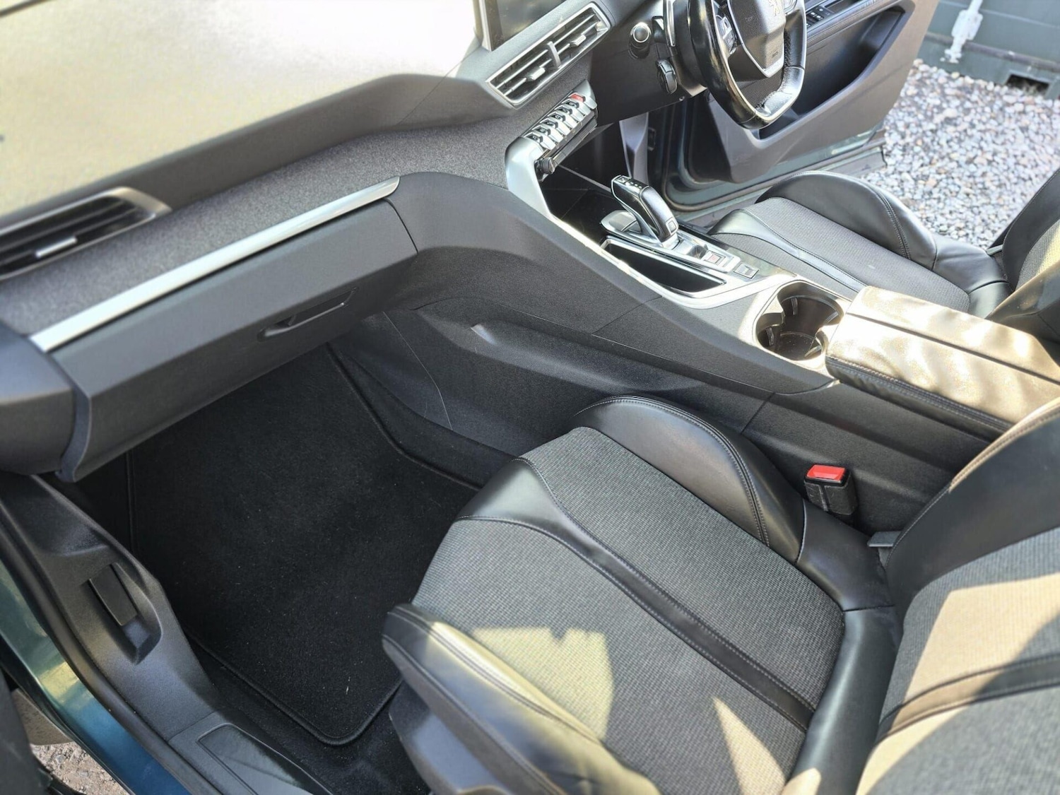 Used Peugeot 5008 2018 for sale - 77382204: Photo 37