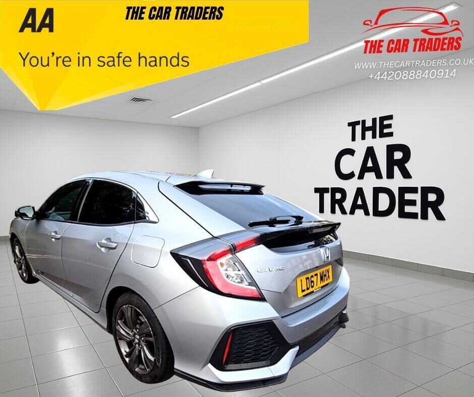 Used Honda Civic 2017 for sale - 76428821: Photo 4