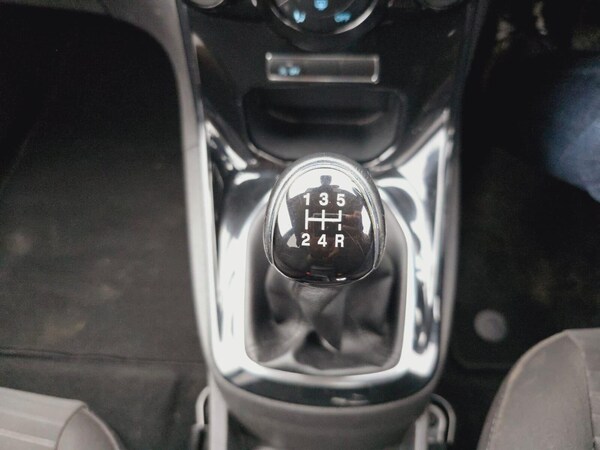 Used Ford Fiesta 2013 for sale - 75426783: Photo 41