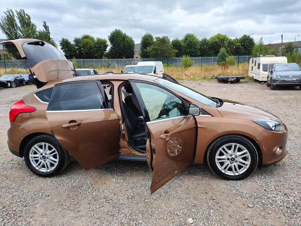 Used Ford Focus 2013 for sale - 75426154: Photo 21