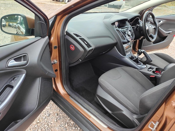 Used Ford Focus 2013 for sale - 75426154: Photo 8
