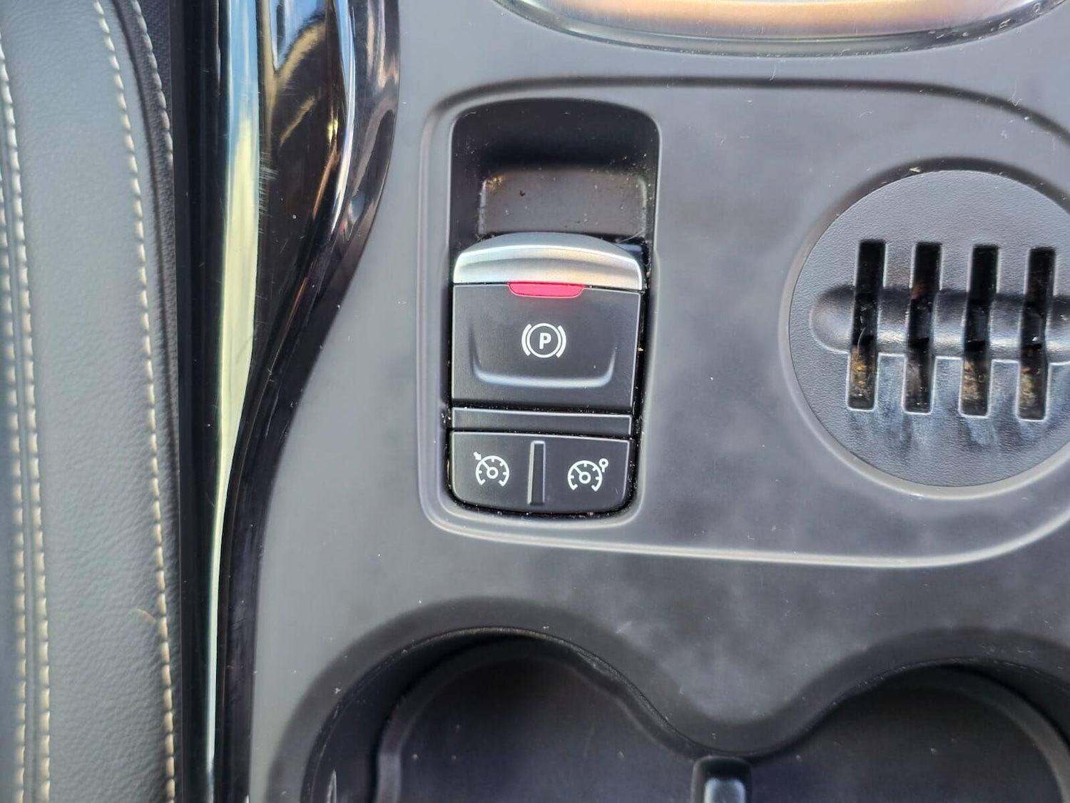 Used Renault Kadjar 2016 for sale - 76697454: Photo 32