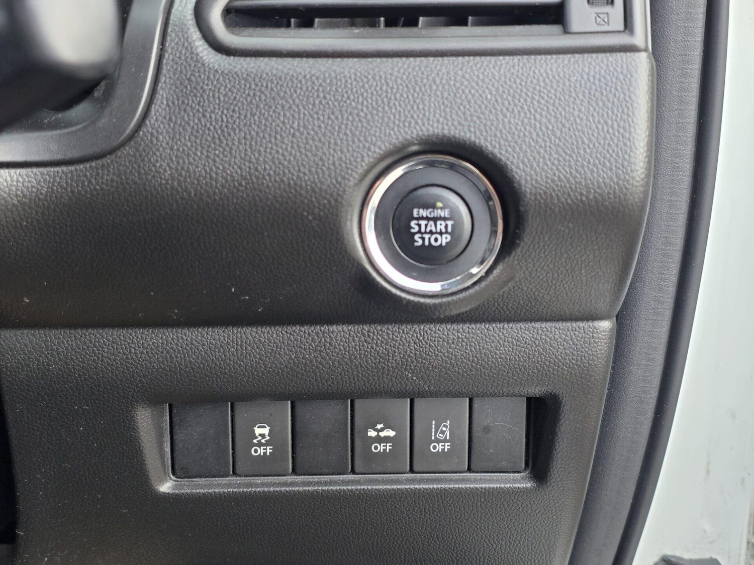 Used Suzuki Swift 2019 for sale - 77236160: Photo 28