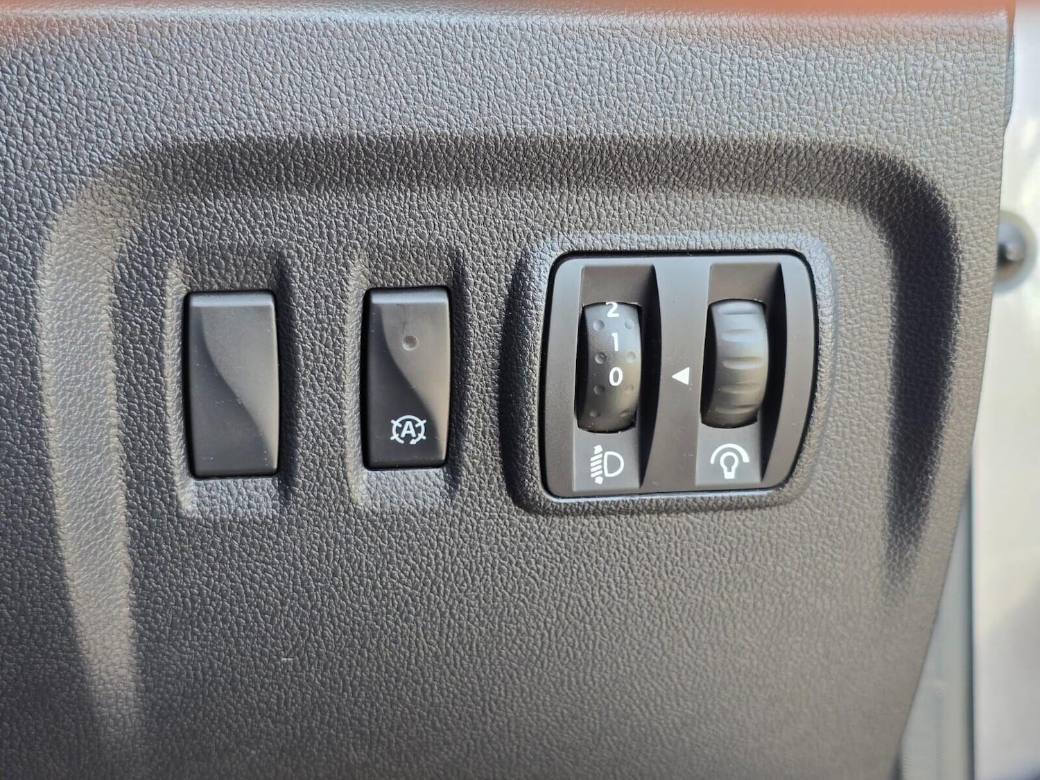 Used Renault Captur 2017 for sale - 76368796: Photo 26