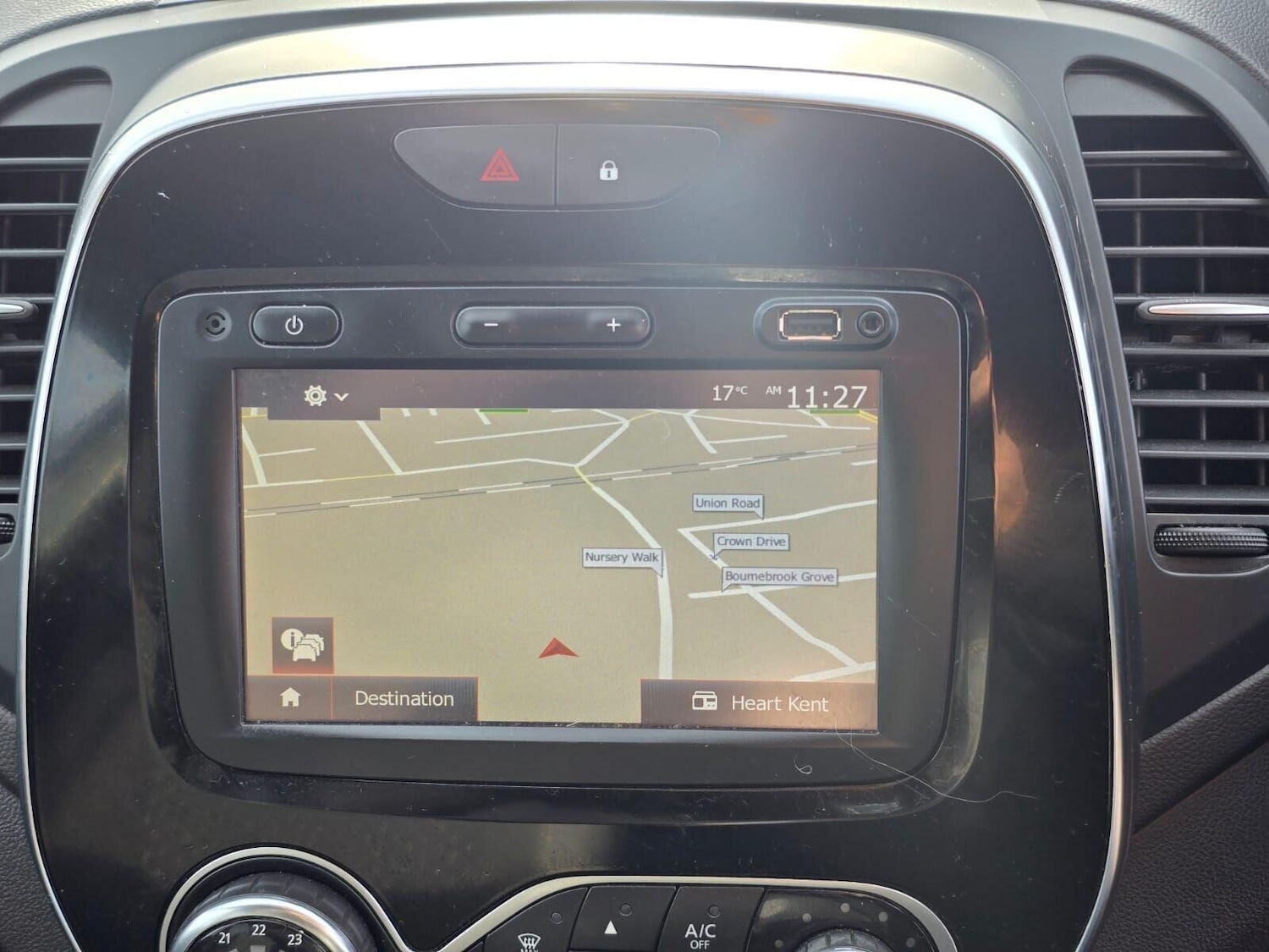 Used Renault Captur 2017 for sale - 76368796: Photo 30