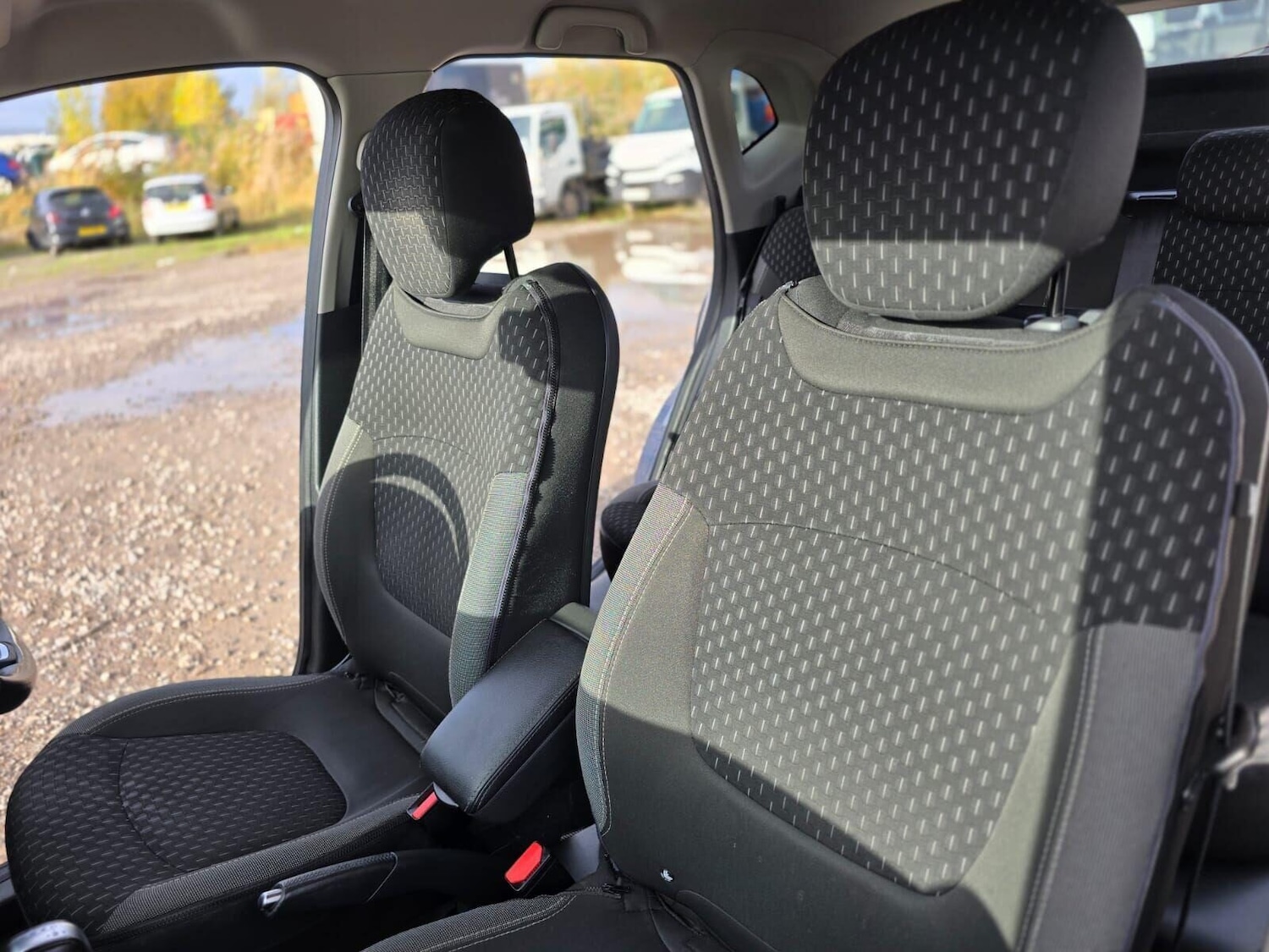 Used Renault Captur 2017 for sale - 76368796: Photo 55