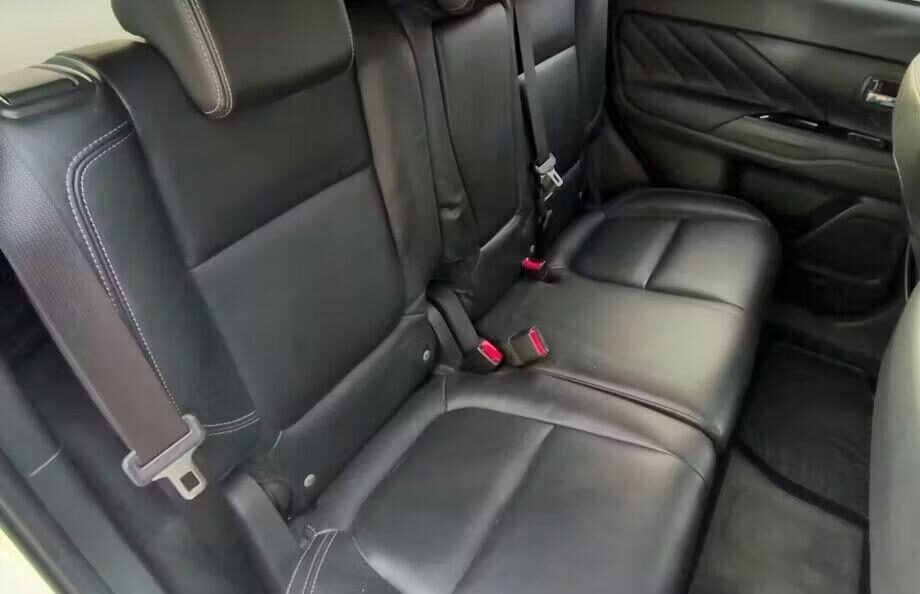 Used Mitsubishi Outlander 2019 for sale - 77084030: Photo 7