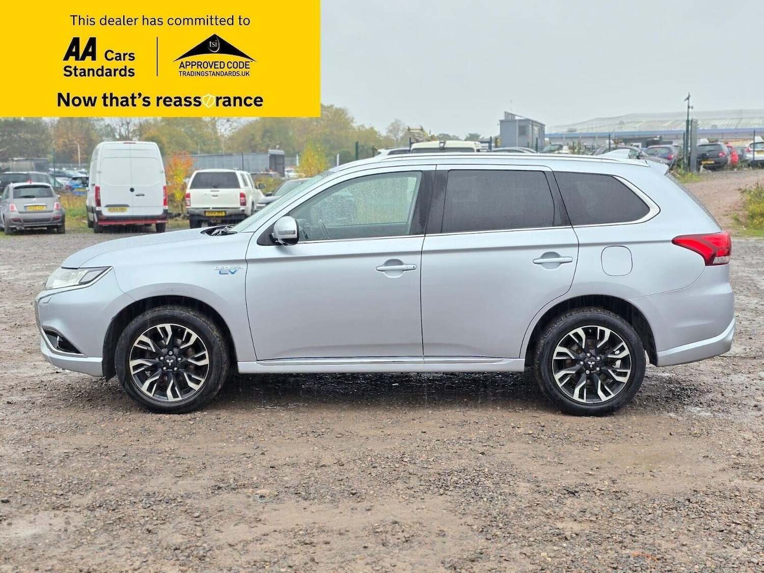 Used Mitsubishi Outlander 2017 for sale - 76232944: Photo 10