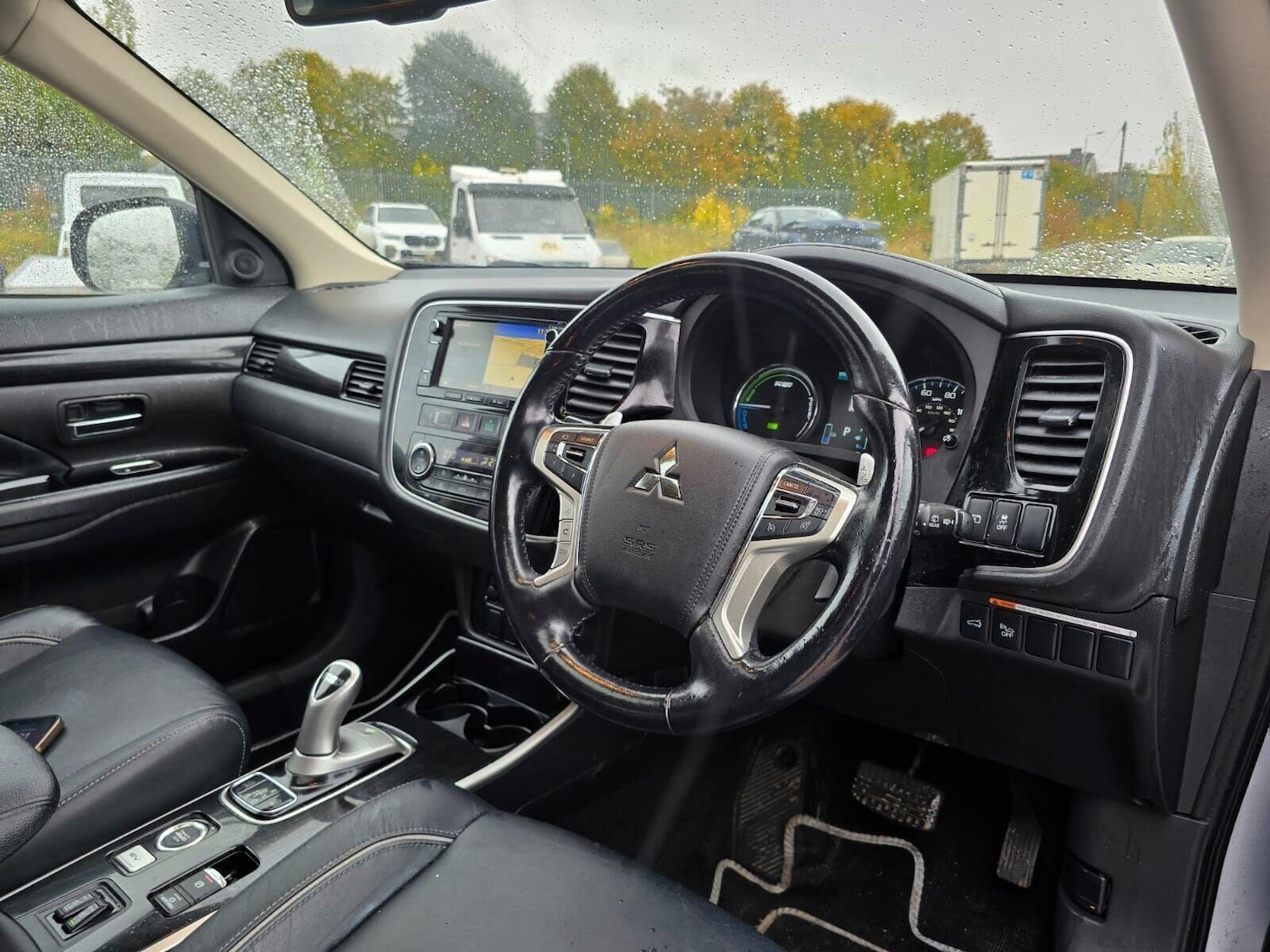 Used Mitsubishi Outlander 2017 for sale - 76232944: Photo 19