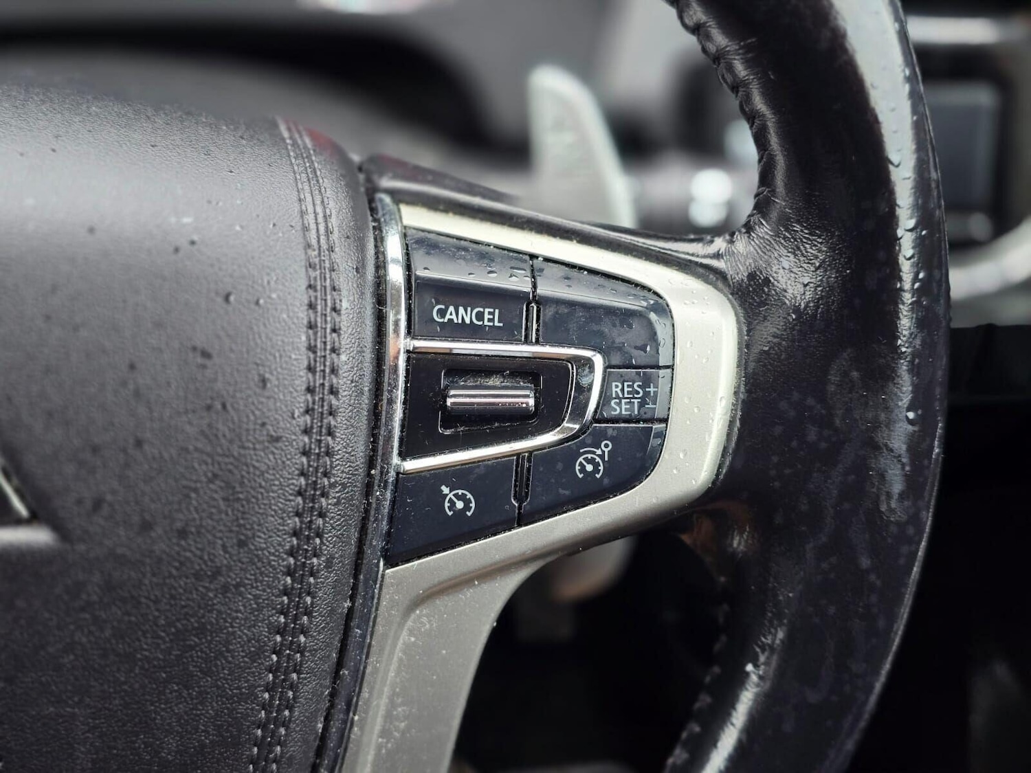 Used Mitsubishi Outlander 2017 for sale - 76232944: Photo 27