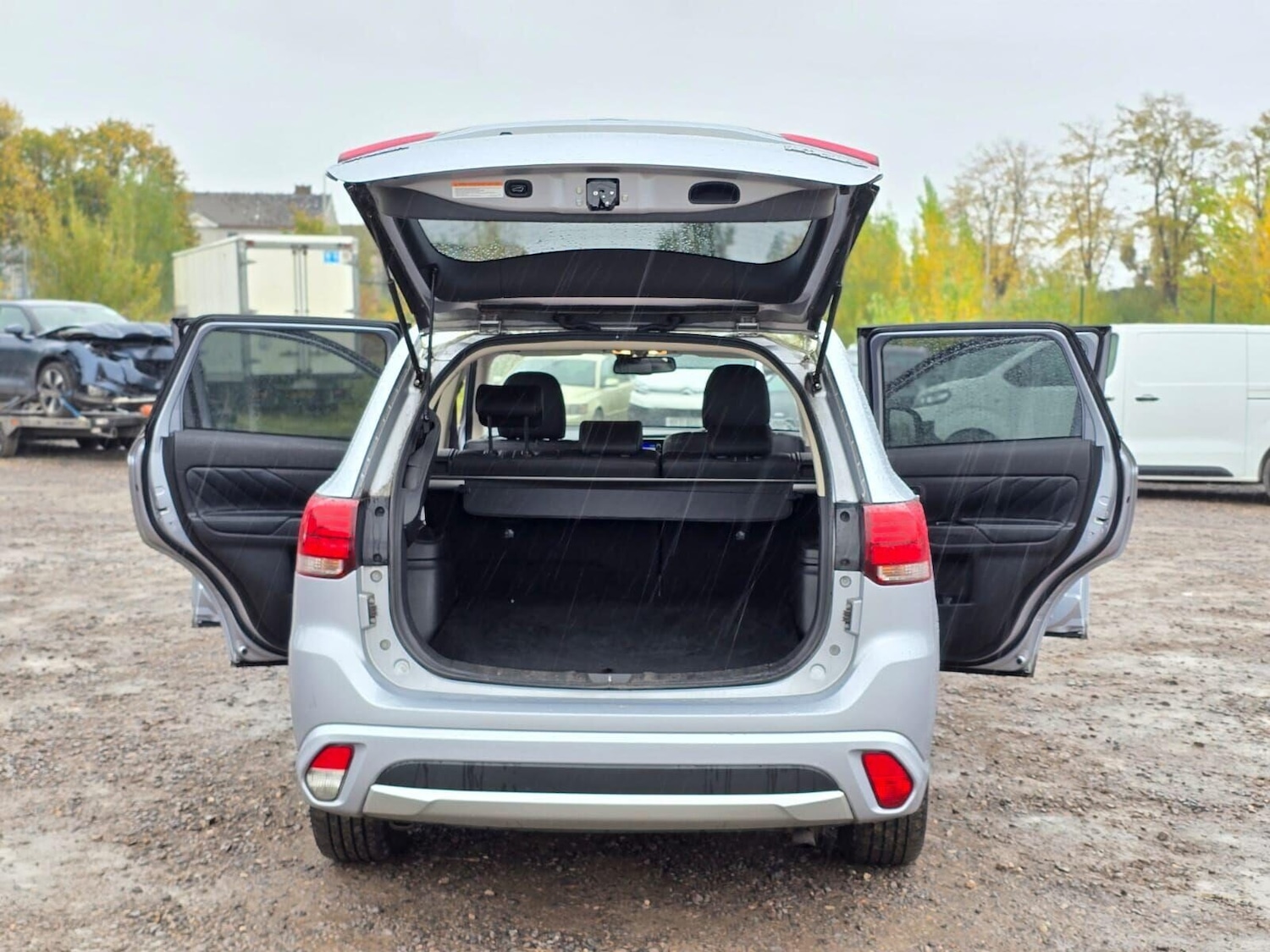 Used Mitsubishi Outlander 2017 for sale - 76232944: Photo 29