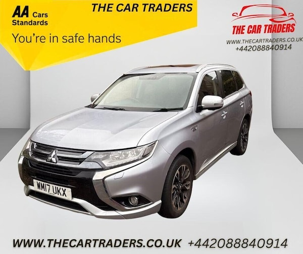 Used Mitsubishi Outlander 2017 for sale - 76232944: Photo 2
