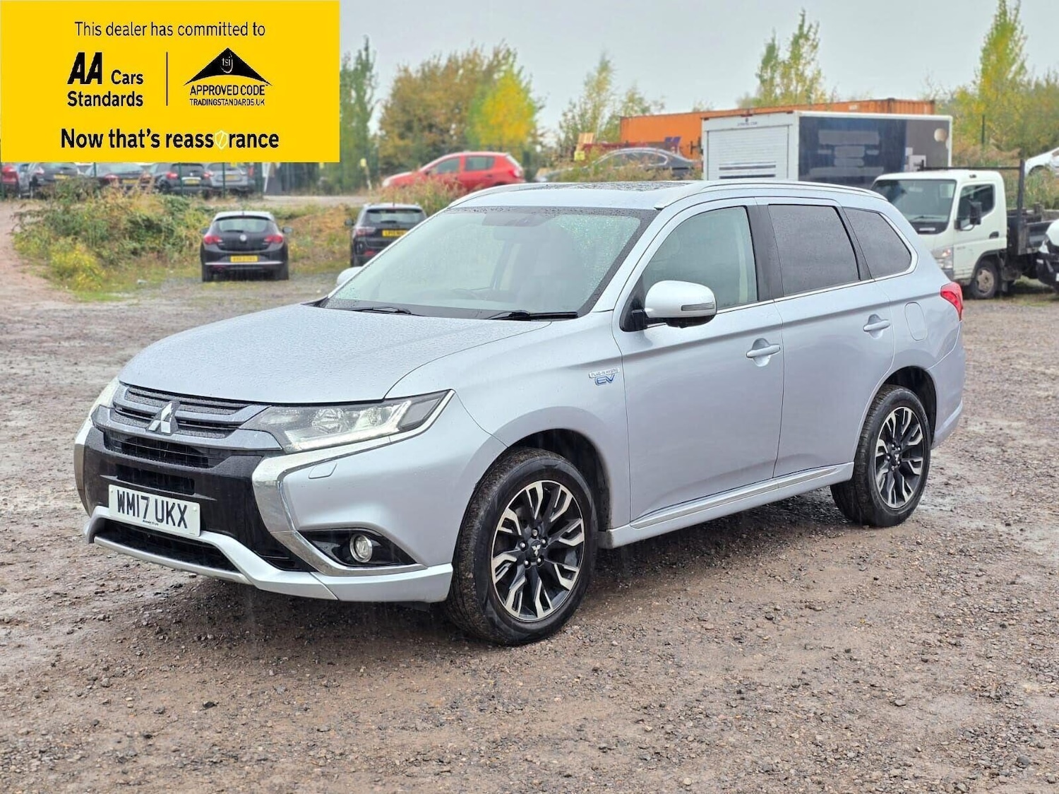 Used Mitsubishi Outlander 2017 for sale - 76232944: Photo 3
