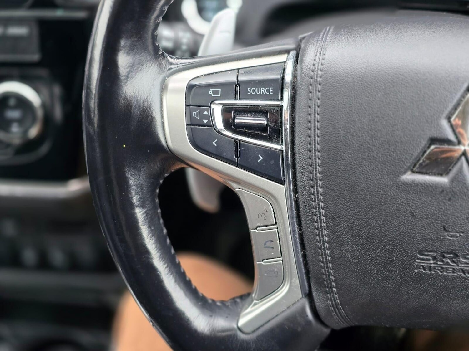 Used Mitsubishi Outlander 2017 for sale - 76232944: Photo 32