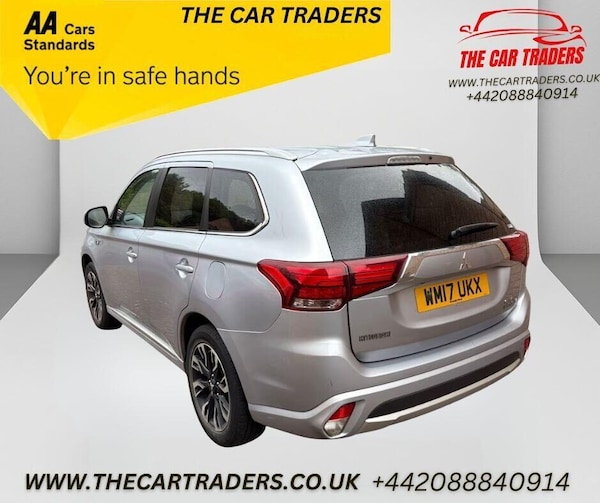 Used Mitsubishi Outlander 2017 for sale - 76232944: Photo 3