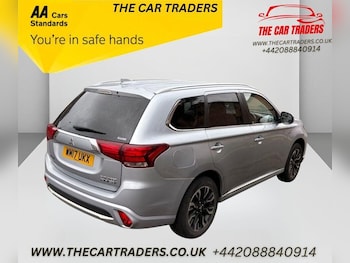 Used Mitsubishi Outlander 2017 for sale - 76232944: Photo 4