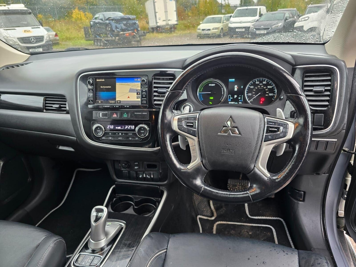 Used Mitsubishi Outlander 2017 for sale - 76232944: Photo 55